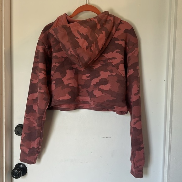 Lululemon All Yours Cropped Hoodie Heritage 365 Camo Brier Rose Multi size 4 - Picture 4 of 5